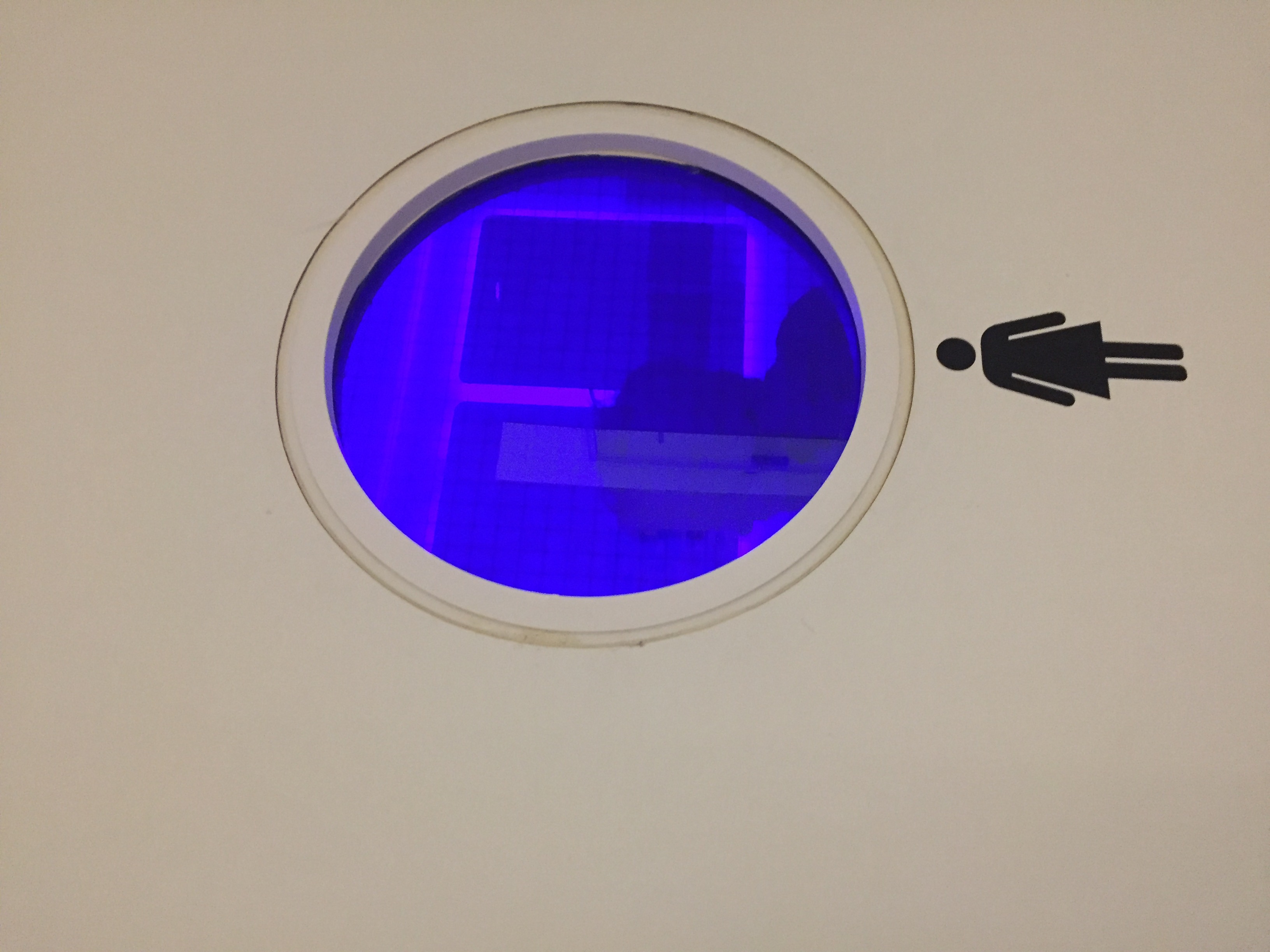 and-Reflets dans un rond bleus